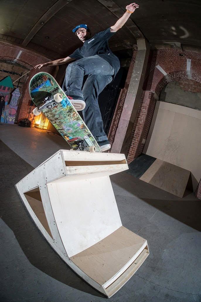 Skater on a wooden manual pad at S-Fest